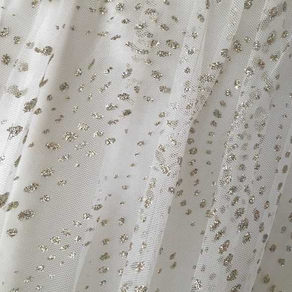 WHITE GOLD AND SILVER SPARKLY PROM DRESS
