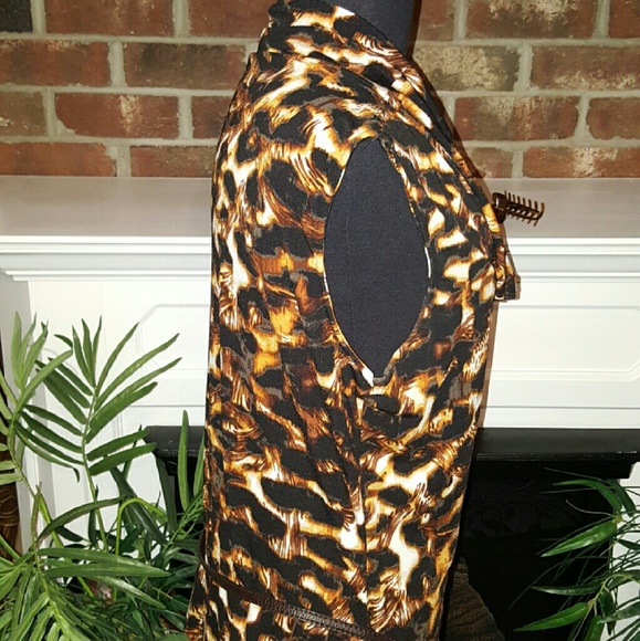 🔴 $$ Worthington Belted Blouse - Picture 2 of 4