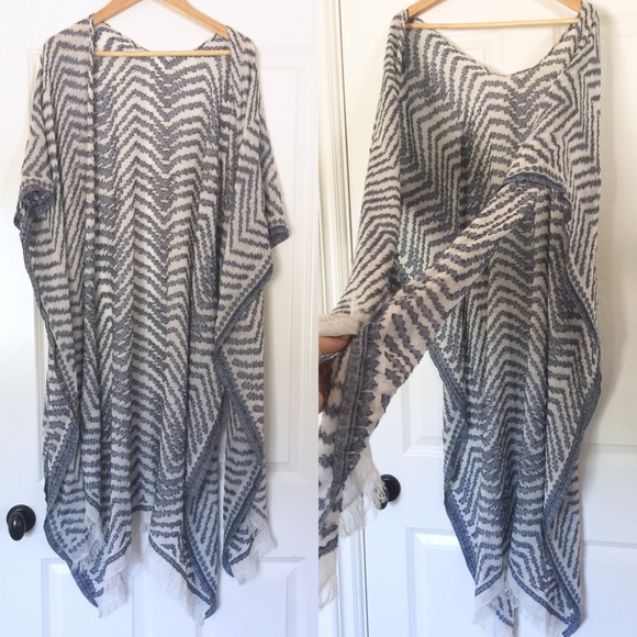Anthropologie poncho caftan scarf wrap