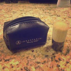Brand New Anastasia BH Mini Brush