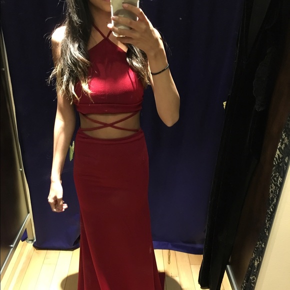 Red Prom Dress 💃🏻