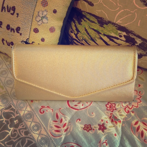 💠VINTAGE💠🆕Gold Clutch with Gold Cord Strap👝❤️ - Picture 1 of 3