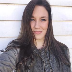 Meet your Posher, Lyndsie