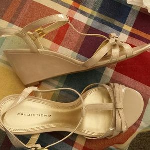 Predictions bone colored wedges