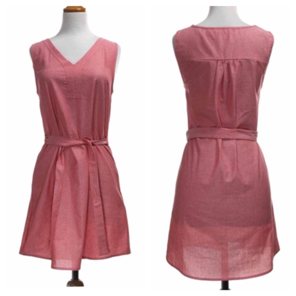 sleeveless dress - Picture 2 of 2