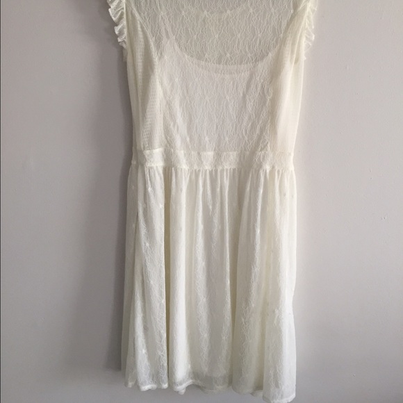 Frenchi ivory lace dress size S - Picture 4 of 4