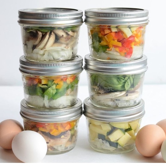 Meet your Posher, Cynthia - Picture 1 of 1