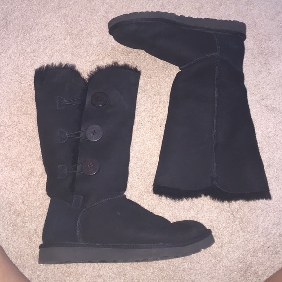 UGG 3 button boots