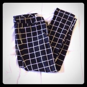 VERY FLATTERING Printed Cigarette Pants