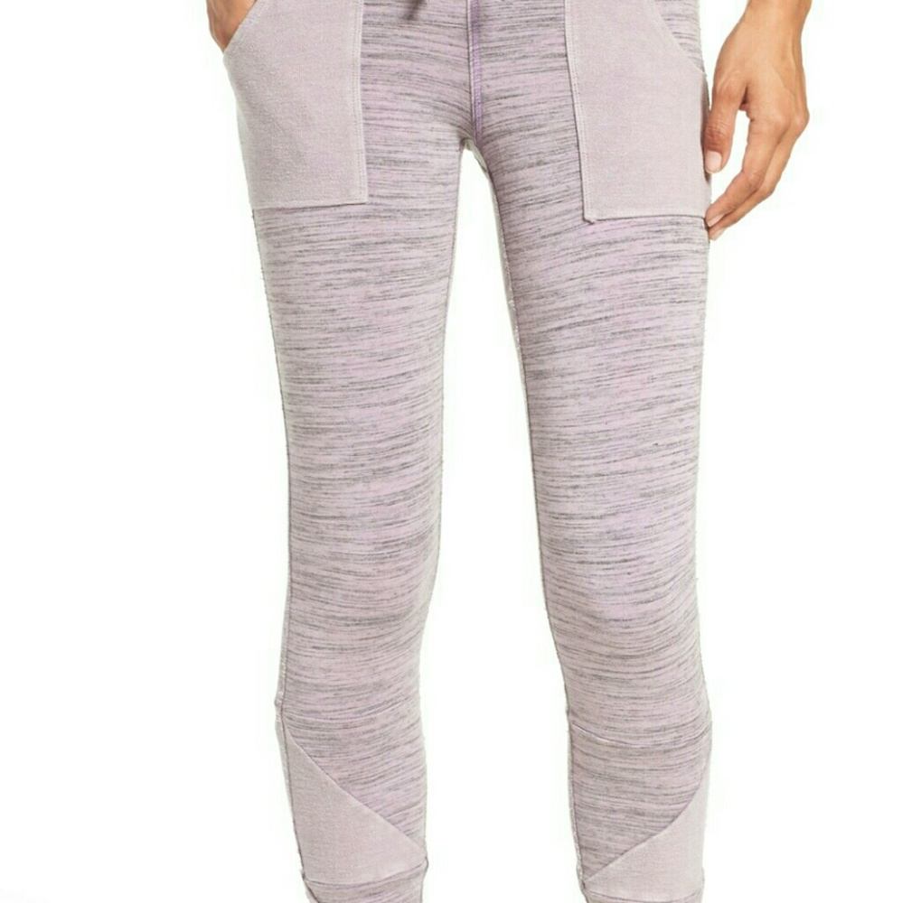 ISO free people Kyoto leggings! Any color