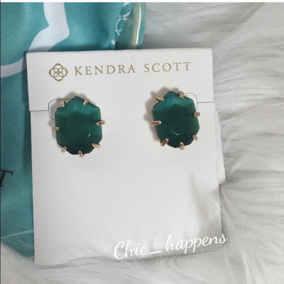 💚SOLD💚KS💚Morgan Studs in Emerald Green - Picture 4 of 6