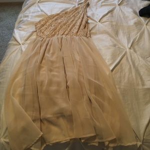Hazel & Olive One Shoulder Dress