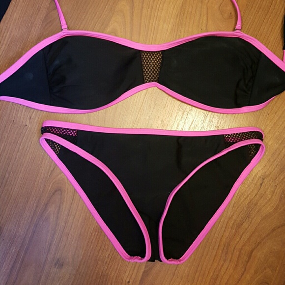 Black and hot pink bandeau bikini