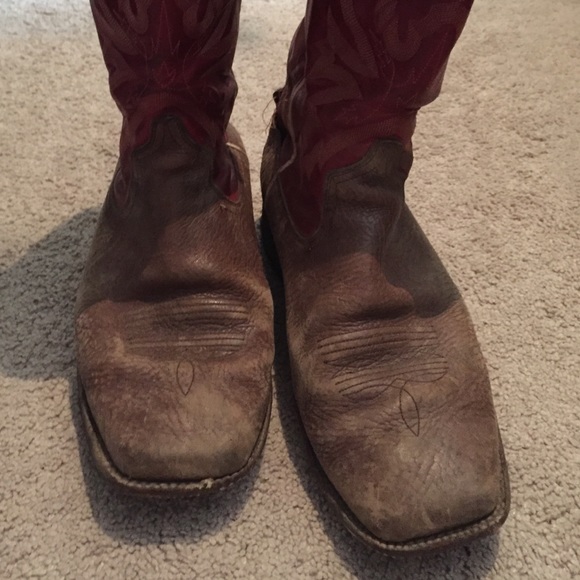 Boots - Picture 2 of 3