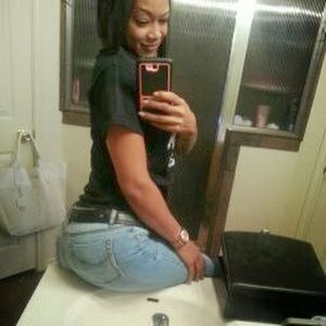 Meet your Posher, Chariese