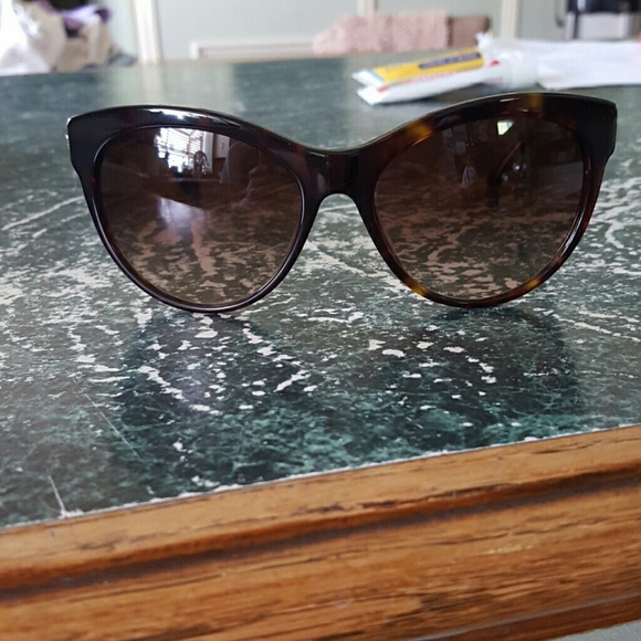 Authentic versace sunglasses!