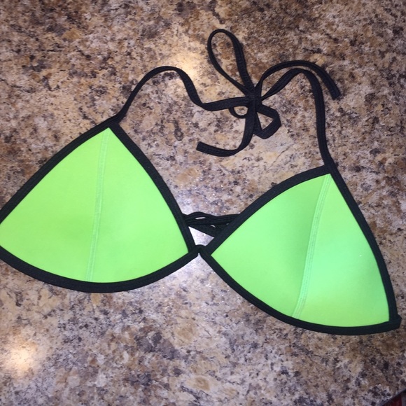 TRIANGL LOOK A LIKE. Never worn