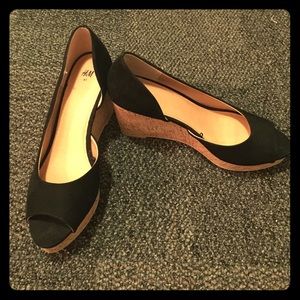 NWOT Peep Toe Wedges