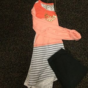 Cute shirt! Never worn