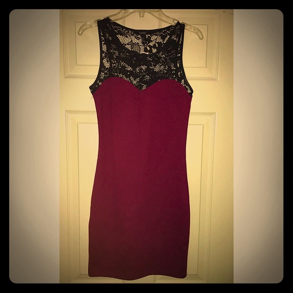 Burgundy/Black Lace BodyCon Dress