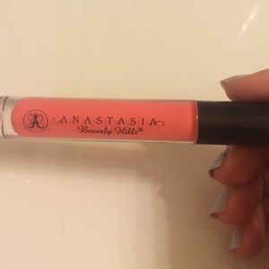 Anastasia Beverly Hills lip gloss