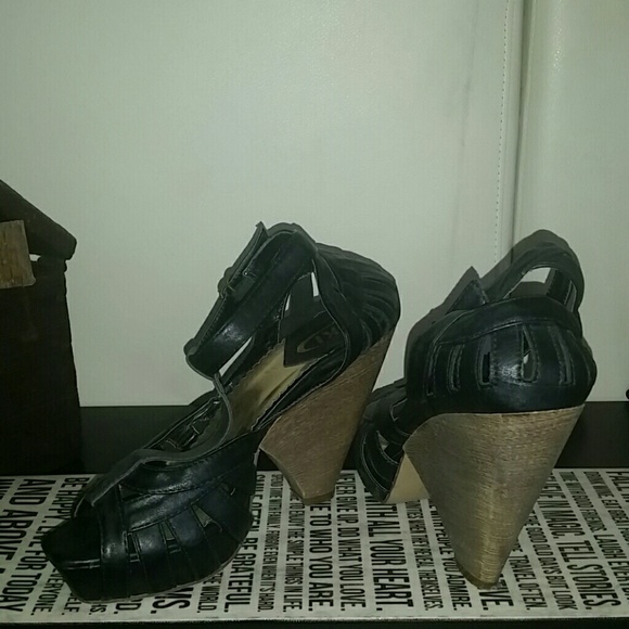SOLD - Yoki T-Strap Peep Toe Heels