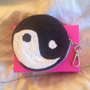 Yin & yan coin purse