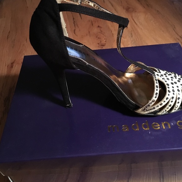 💥flash sale 💥Madden girl embellished heels - Picture 4 of 4