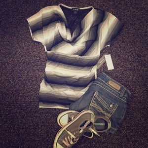 Adorable, never worn, shirt. A. Byer