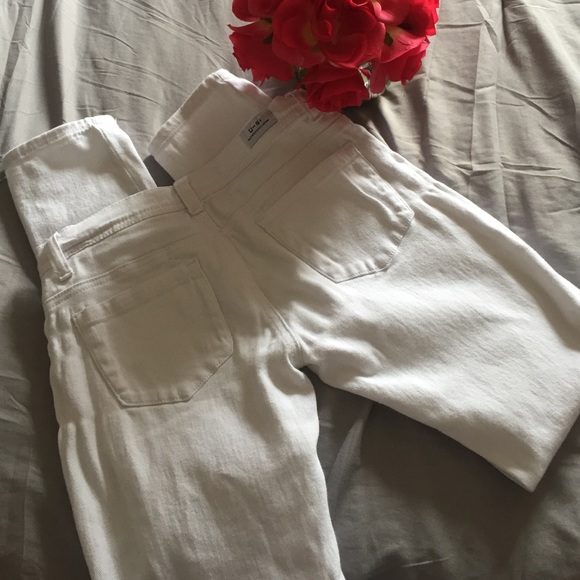 White Skinny Jeans - Picture 3 of 4