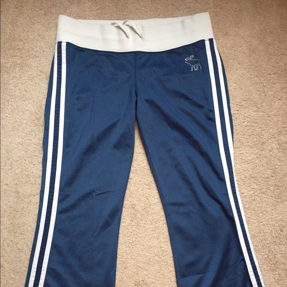 Abercrombie & Fitch Track Pants - size M