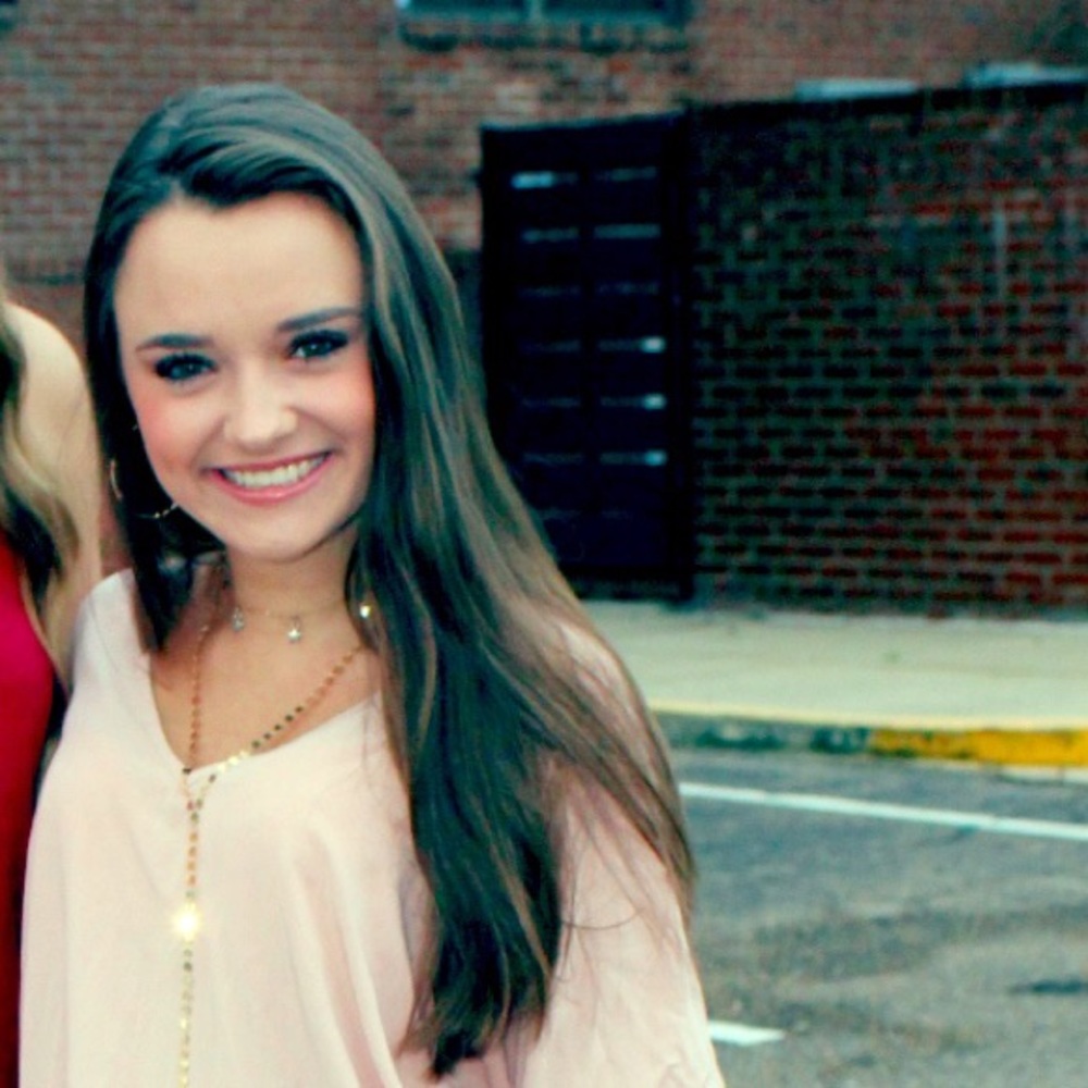 Meet your Posher, Mackenzie