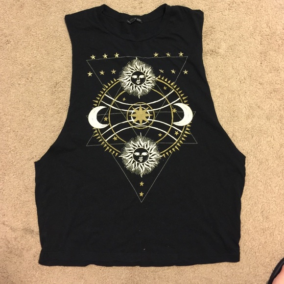 worn once sun moon muscle tee from urban