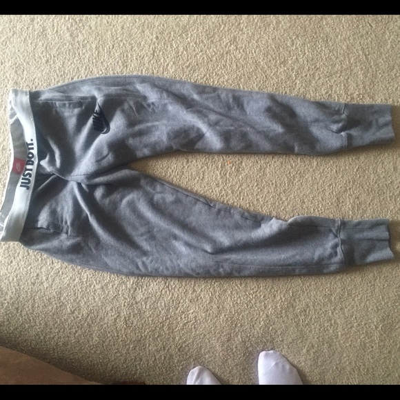 SOLD - Picture 2 of 4