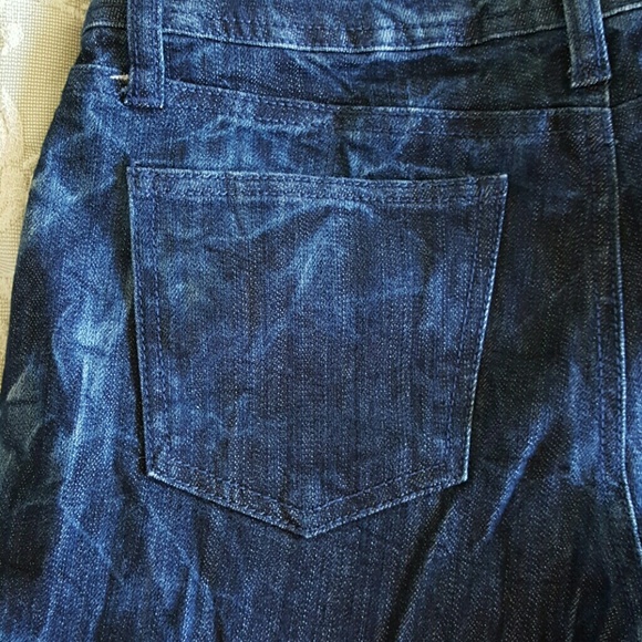 Donated a.n.a. acid wash shorts.Never worn.6/28 - Picture 3 of 4