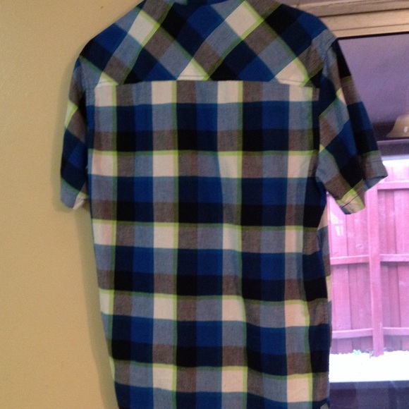 Aeropostale short sleeve button up - Picture 3 of 3