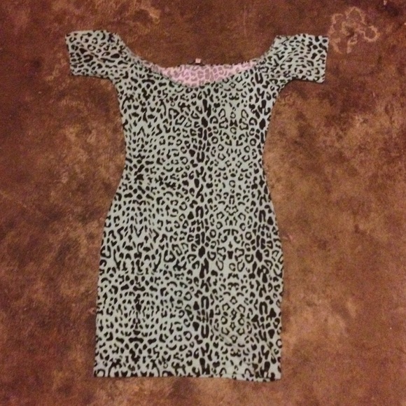 Mint colored leopard print dress - Picture 1 of 2
