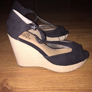 Reserved 4 @Rocio...Black Wedges