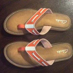 Clarks Women's Flo Flip Flop