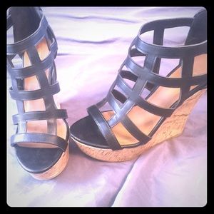 Black wedges!