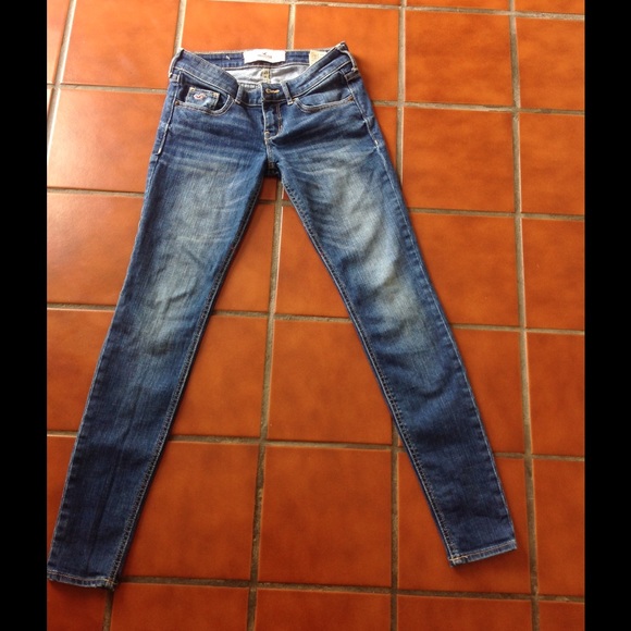 New Hollister skinny jeans