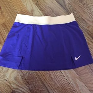 Nike tennis skirt
