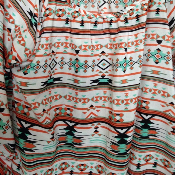 Aztec shirt - Picture 2 of 4