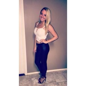 Meet your Posher, Brooke