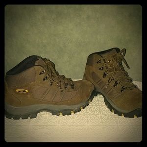 Awesome hiking boots