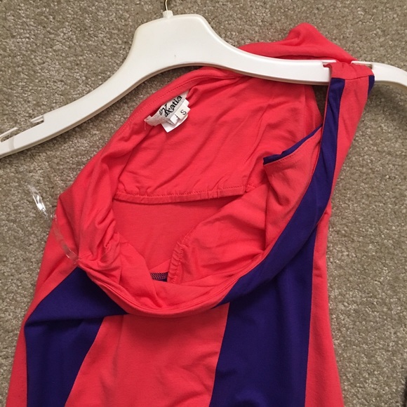 Off the Shoulder Dress - Picture 4 of 4