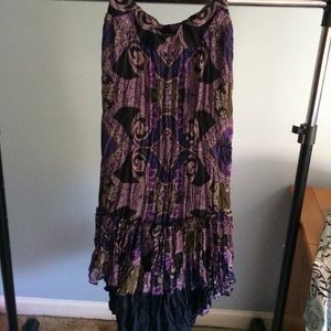 High low skirt with funky pattern neutral colors