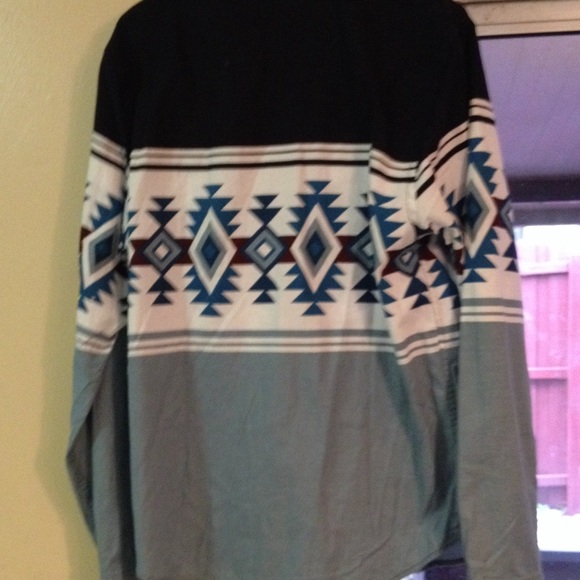 Long sleeve aztec button up - Picture 3 of 3
