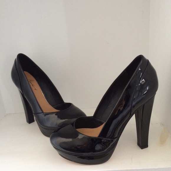 Badgley Mischka Shoes - {m+j badgley mischka} Patent Heels