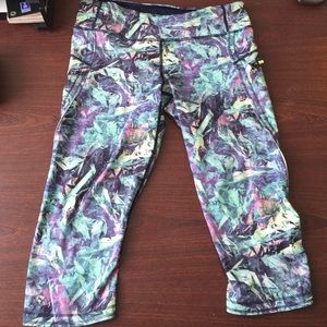 Lululemon Top Speed Crop